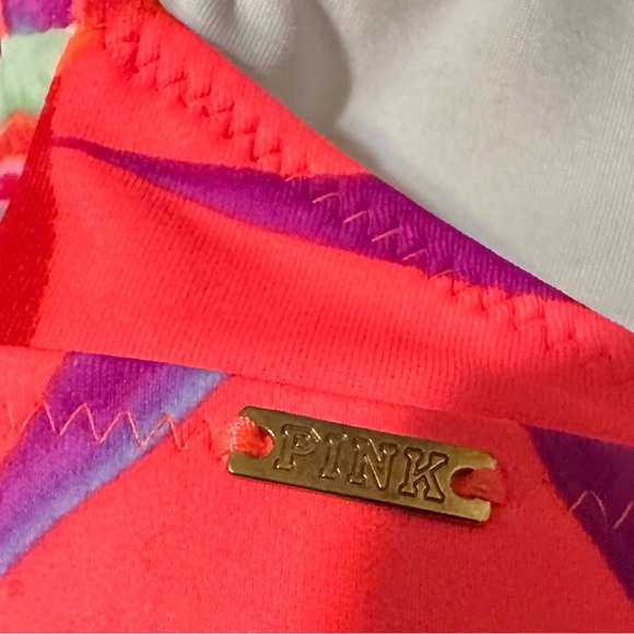 Pink. Swim suit top tropical - Picture 3 of 4